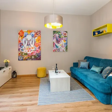 Queen Teuta In The Heart Of Historical Heritage Appartement