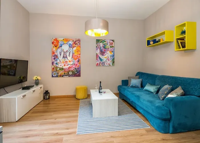 Queen Teuta In The Heart Of Historical Heritage Appartement