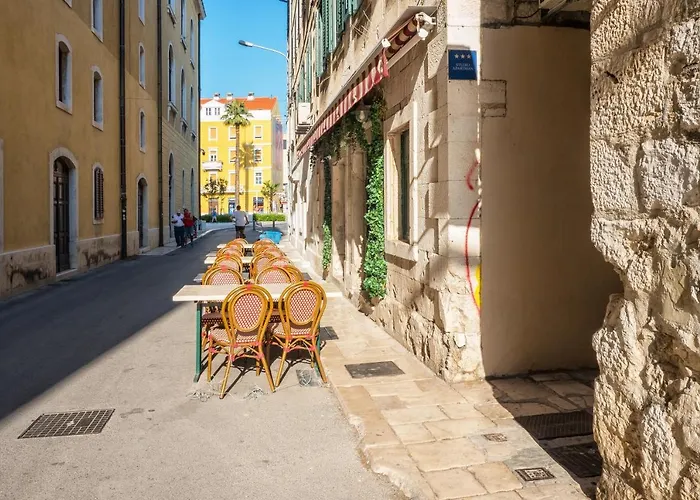 Appartement Queen Teuta In The Heart Of Historical Heritage *