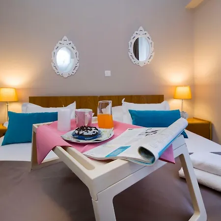 Queen Teuta In The Heart Of Historical Heritage Σπλιτ