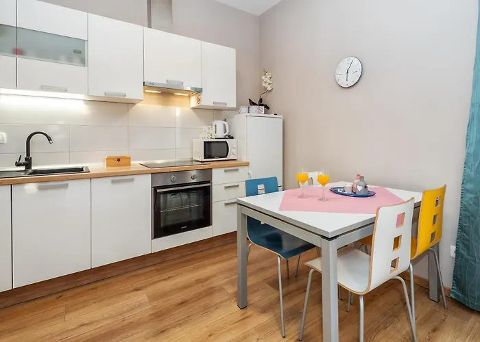 Queen Teuta In The Heart Of Historical Heritage 아파트